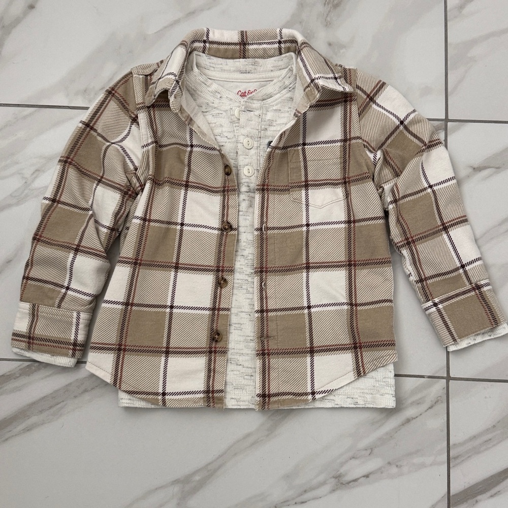Boys 4T Bundle Outfit Plaid Button-Up Shirt with Khakis and LS Henley Shirt - Picture 2 of 7